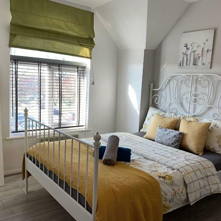 Eskdaill Place Apartment Kettering Eksteriør billede